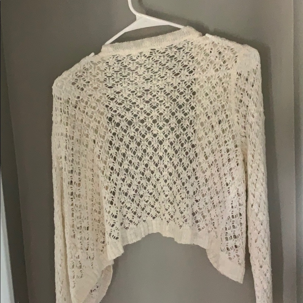 sweater - Picture 3 of 3